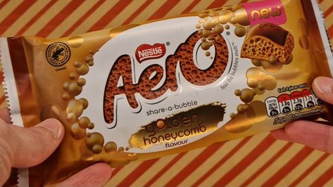 A part of the Gold range from Nestle, time to unwrap this Aero Golden Honeycomb bar. Aero Chocolate, Honeycomb Chocolate, Milk Chocolate Bar, Famous Chocolate, Chocolate Coating, Chocolate Bars, Food Reviews, Milk Chocolate, Chocolate Bar