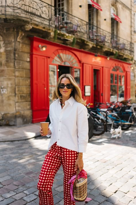 What I'm Packing For Italy - Julia Berolzheimer Summer Outfits 2024 Street Style, Summer Office Style, Italy Packing, Transitional Dressing, Julia Berolzheimer, Italy Style, Eclectic Fashion, Looks Style, Outfit Details