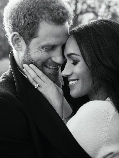 Prince Harry and Meghan Markle Meghan Markle Engagement, Prins Harry, Cute Engagement Photos, Prinz Harry, Engagement Pictures Poses, Portland Wedding Photographer, Engagement Celebration, Wedding Couple Poses, Engagement Poses