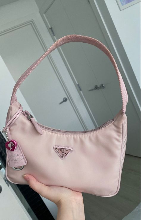 Pink Dior Bag Aesthetic, Pink Prada Bag Aesthetic, Prada Re Edition 2000 Bag Outfit, Prada Pink Bag, Prada Bag Pink, Pink Bag Aesthetic, Prada Re Edition Bag, White Prada Bag, Prada Bag Aesthetic