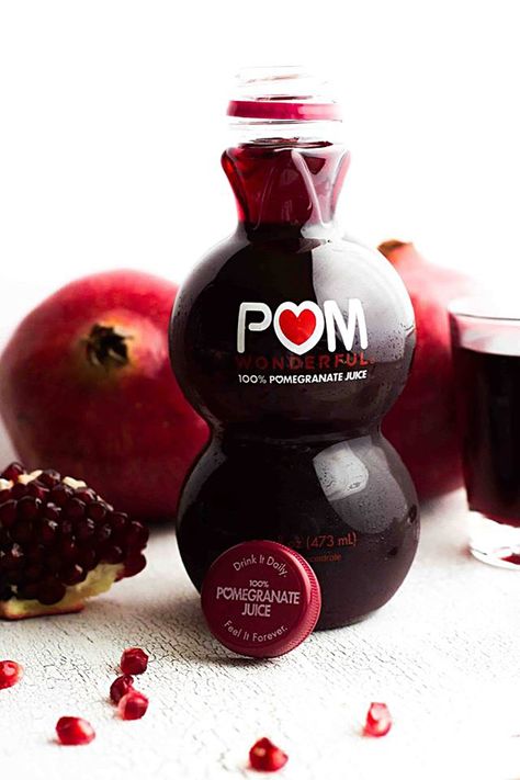 Pom Juice Recipes, Pom Juice Benefits, Pomegranate Juice Benefits, Glaze Donut, Pom Juice, Pom Wonderful, Pomegranate Design, Natural Toner, Blueberry Juice