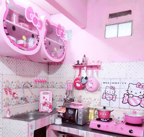 Hello Kitty Kitchen 💕 . . #hellokitty #hellokittystuff #hellokittykitchen #hellokittyindonesia #hellokittycollection #hellokittyaddict… Hello Kitty Kitchen Decor, Hello Kitty Decor, Kitty Furniture, Sanrio Kitchen, Hello Kitty Bathroom, Kitty House, Hello Kitty Decorations, Sanrio Aesthetic, Hello Kitty Kitchen