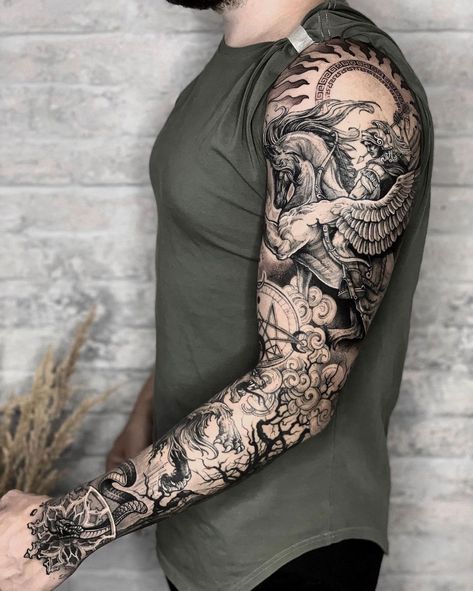 Holiday Tattoos, Full Hand Tattoo, Realistic Tattoo Sleeve, Full Sleeve Tattoo Design, Men Tattoos Arm Sleeve, Full Arm Tattoos, Cool Arm Tattoos, Mythology Tattoos, Geniale Tattoos