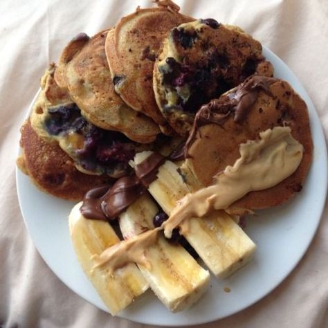 Plats Healthy, Vegan Pancakes, Chocolate Spread, Beauty Foods, Food Is Fuel, Food Obsession, Pretty Food, Food Cravings, I Love Food