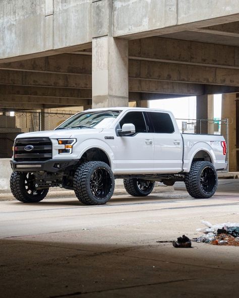 2020 F150 Lifted, Lifted White Ford F150, Truk Ford, F250 King Ranch Lifted, Truck Rims And Tires, Ford F150 Lifted, F150 Lifted, F150 King Ranch Lifted, Ford F150 Fx4