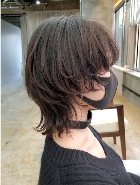 Asian Short Hair, Hair Inspiration Short, Shot Hair Styles, روتين العناية بالبشرة, Haircuts Straight Hair, Hair Stylist Life, Short Hair Haircuts, Cut My Hair, Hair Inspo Color