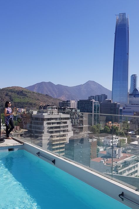 Dicas dos melhores bairros e hotéis para ficar em Santiago. Hotéis na Providência, em Las Condes, Bellavista, Centro e mais!  #chile #santiago #santiagodechile #viagem #southamerica #tips #providencia #costaneracenter #hotel #resort Latino Culture, Beautiful Countries, Santiago Chile, Hotel Resort, Latin America, Cuba, Puerto Rico, North America, Vision Board