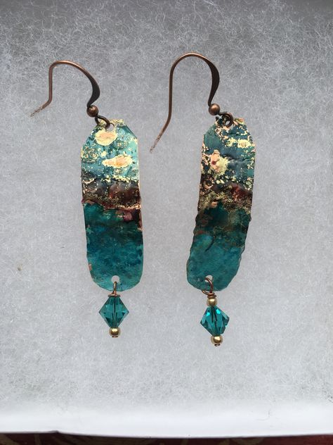 Etched Copper Jewelry, Acrylic Skins, Patina Jewelry, Trending Earrings, Colored Jewelry, Painted Beads, Boho Jewels, Art Jewelry Design, Earring Trends