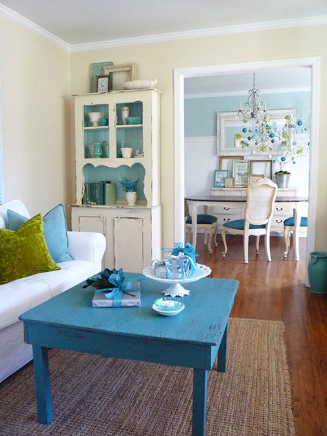 Fabulous use of Blues Holiday House Tours, Decorating Rules, House Of Turquoise, Blue Cottage, Cottage Style Decor, Beach Cottage Style, A Living Room, Cottage Decor, Coastal Decor