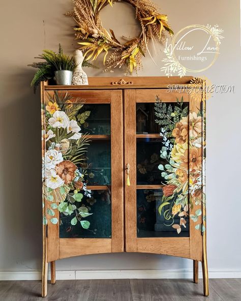 Furniture Makeover 2023, Paint Shelf Diy, Paintings On Furniture, China Cabinet With Wallpaper, Upcycling Furniture Ideas, Vintage Cabinet Makeover, Wallpaper On Furniture, Floating Nightstand Ideas, Modern Floating Nightstand