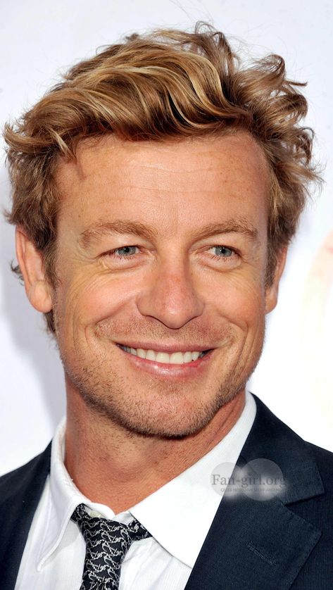 "The Mentalist" - Simon Baker played 'Patrick Jane', a CBI Consultant. Handsome Male Models, Patrick Jane, Love Simon, Robin Tunney, Australian Actors, Simon Baker, The Mentalist, The Perfect Guy, Handsome Actors