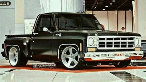 Had one just like this in high school C10 Stepside, 87 Chevy Truck, Square Body Trucks, Square Body Chevy, Single Cab Trucks, Chevy Stepside, Lowered Trucks, C10 Chevy Truck, Custom Chevy Trucks