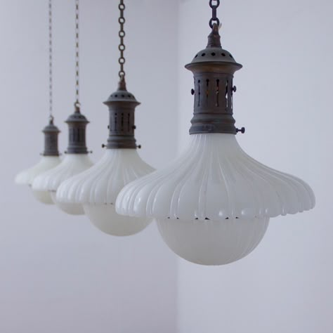 Antique Chandelier Bedroom, 1920s Light Fixtures, Farmhouse Kitchen Pendant Lights, Victorian Light Fixtures, Antique Pendant Light, Victorian House Interiors, Antique Chandelier, Ohio Usa, Diy Remodel