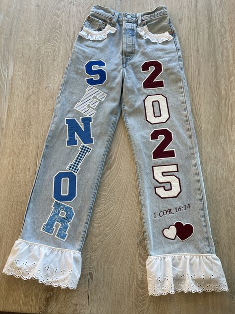 Painted Jeans Senior, Senior Jeans, Senior Stuff, Senior Overalls, Painted Jeans, Senior Year, Passion For Fashion, Tiara, Overalls