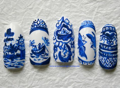 Blue Willow inspired nail art. Secret Nails, Blue And White Nails, Japanese Nail Art, Japanese Nails, Stamping Nail Art, Nail Patterns, Nail Art Galleries, Blue Willow, Nail Art Hacks