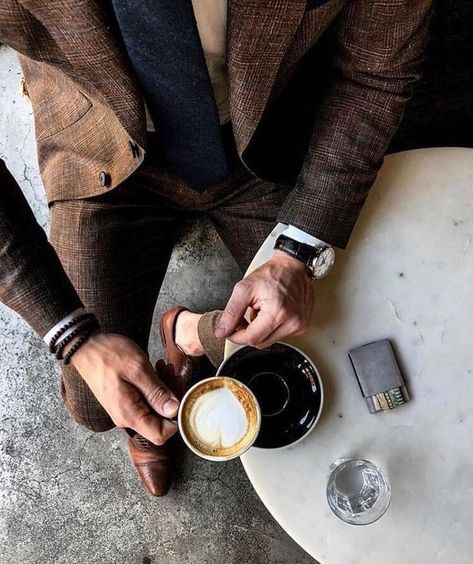 Coffee Moodboard, Coffee Lifestyle, Lost Tv Show, Breakfast Photography, Boss Coffee, Men Coffee, Coffee Shop Aesthetic, Real Coffee, Men Photoshoot