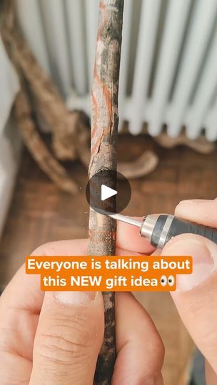 7.6K views · 751 reactions | 🎄 Holiday Sale! $69.99 (30% OFF) 🔥 | 🐐 Become the GOAT of Gift Giving!    Forget about boring gifts - Meet The Customizer Engraving Pen, an original gift for those who love crafts.   🤯 Wow a... | By Crafty gifts | Facebook Engraving Pen Projects, Engraving Pen Ideas, Engraving Pen, Pen Ideas, Engraved Pens, Pen Craft, Love Crafts, Crafty Gifts, Love Craft