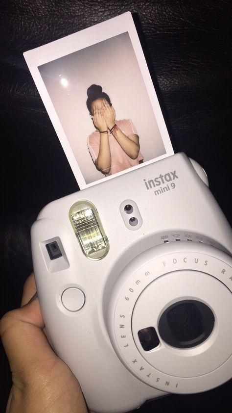 ✦ pinterest // @simplytamara ✦ Tumblr Polaroid, Polaroid Instax, Instax Mini Camera, Polaroid Photography, Instax Camera, Instax Photos, Polaroid Camera, Instagram Frame Template, Polaroid Pictures