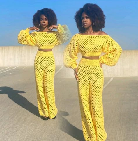 Crochet Pants Suit, Crochet Two Piece Set Pattern, Two Piece Crochet Outfit, Crochet Pant, Crochet Dress Outfits, Crochet Jumpsuit, Crochet Jumpsuits, Crochet Two Piece, Baby Clothes Sizes