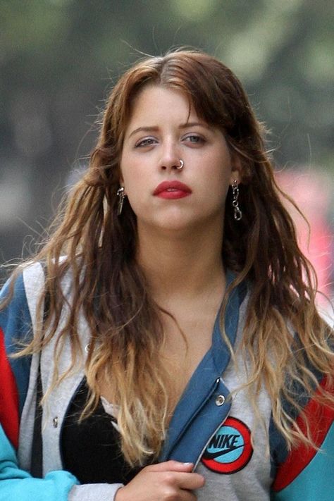 Peaches Geldof is listed (or ranked) 32 on the list The 32 Hottest Women With Body Piercings Celebrity Piercings, Peaches Geldof, Bob Geldof, New Piercing, Look Retro, Tongue Piercing, Rose A, Navel Piercing, Body Piercings