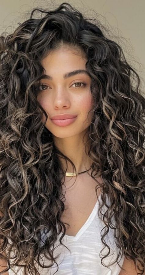 Curl Hair With Highlights, Dimensional Brunette Curly Hair, Long Curly Hair Wedding, Curly Hairstyles Dyed, Curly Perm Before And After, Latina Curls, Long Curly Hairstyles, Long Curly Haircuts, Dark Curly Hair