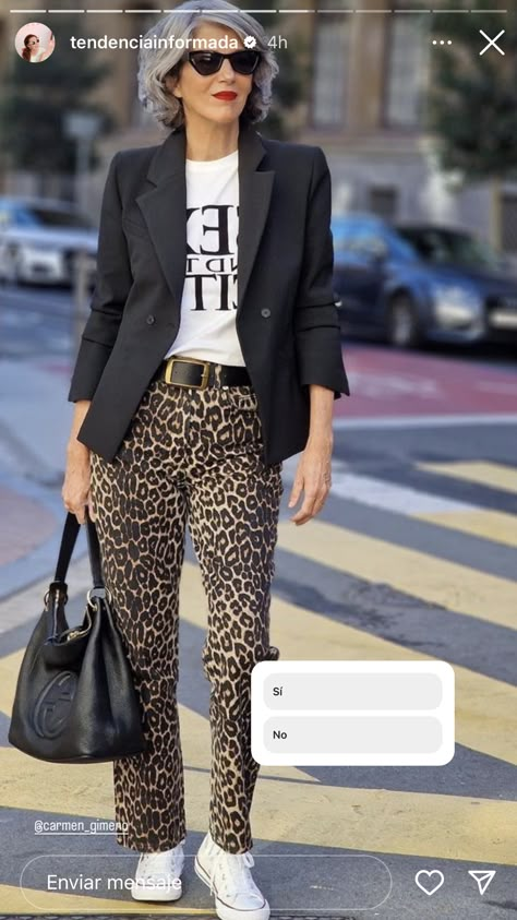 Leopard Print Pants Outfit Classy, Animal Print Pants Outfit 2024, Printed Pants Outfits Summer, Style Leopard Pants, Leopard Jeans Outfit 2024, Leopard Print Blazer Outfit, Leopard Print Jeans Outfit, Animal Print Pants Outfit, Cheetah Pants Outfit