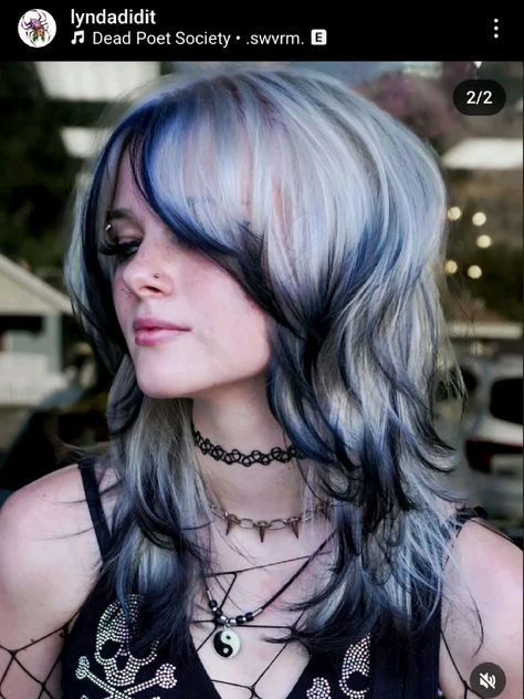 Fun Dyed Hair, Blonde And Blue Hair, Dip Dye Hair, Dyed Hair Inspiration, Dye Ideas, Hair Inspiration Short, Punk Hair, Pretty Hair Color, Funky Hairstyles