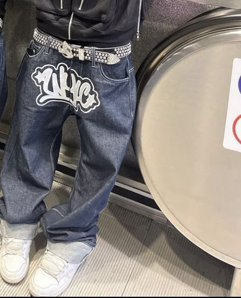 Jeans With Words On Them, Baggy Jeans Design Ideas, Custom Jeans Men Street Styles, Painted Jeans Diy Ideas Y2k, Pantalones Y2k Hombre, Baggy Jeans Design, Painted Baggy Jeans, Street Wear Aesthetic, Graphic Jeans