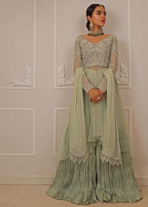 Sadaf Fawad Khan, Silk Gharara, Bridal Gharara, Silk Sharara, Fawad Khan, Net Shirt, Sharara Designs, Desi Wedding Dresses, Floral Dress Formal