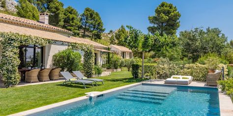 French Villa House, Mediterranean Gardens, Travel Medicine, French Villa, Villa House, Mediterranean Garden, Beautiful Villas, Provence France, San Bernardino