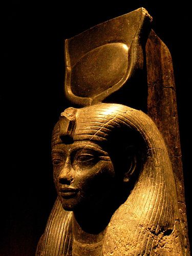 The Goddess Hathor, circa 1350 BCE #egypt #egyptian #sculpture Goddess Of Egypt, Ancient Egyptian Goddess, Egyptian Artifacts, Ancient Egypt Art, Egypt History, Egypt Art, Egyptian Mythology, Ancient Egyptian Art, Egyptian Goddess