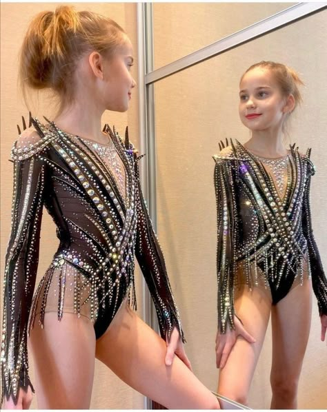 Salsa Costume, Gymnastics Wear, Cute Dance Costumes, Cool Girl Outfits, Preteen Fashion, Rude People, Rg Leotard, Choreography Dance, Gymnastics Outfits