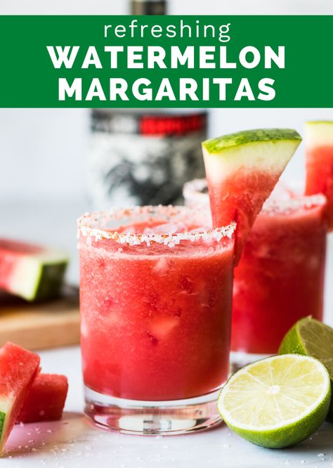 This Watermelon Margarita is made with only 3 simple ingredients (yes, only 3!) and can be served frozen or on the rocks. Naturally sweetened with only fruit, this cocktail is sure to become a go-to every summer! #margarita #watermelonmargartita Fresh Margarita Recipe, Summer Margaritas, Watermelon Margaritas, Fresh Margarita, Easy Summer Cocktails, Margarita On The Rocks, Healthy Cocktails, Summer Eats, Watermelon Margarita