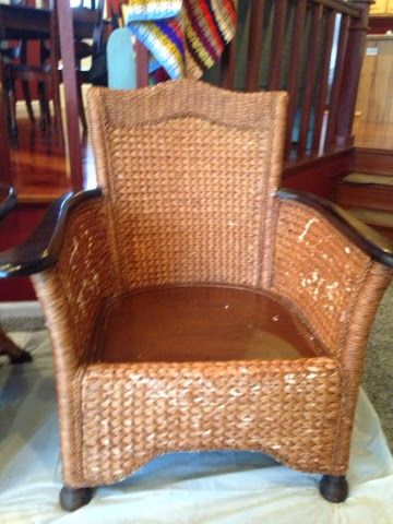 Whicker Chair, Wicker Chair Makeover, Old Wicker Chairs, Seagrass Furniture, Seagrass Chairs, Wicker Chair Cushions, Wicker Chest, Chair Repair, Woven Furniture