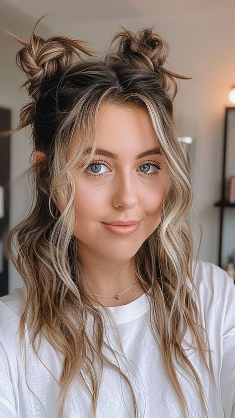 Round Face Perfection: Best 20 Half-Up Half-Down Hairstyles to Enhance Your Features Half Up Crimped Hairstyles, Hair Buns Half Up Half Down, Festival Hairstyles Half Up Half Down, Boho Space Buns, Raving Hairstyles, Space Bun Wedding Hair, Fun Up Do Hairstyles, Fun Up Hairstyles, Simple Cute Half Up Half Down