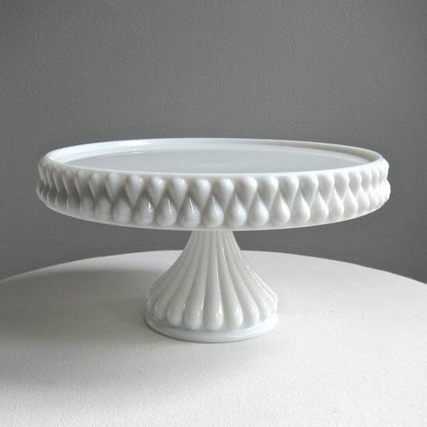 Vintage Wedding Cake Stands - Victorian Glass, Milk Glass and More Victorian Cakes, Milk Glass Wedding, Cake Carriers, Milk Glass Cake Stand, Vintage Cake Plates, Vintage Wedding Cake, Cake Stand Ceramic, Glass Things, Fenton Glassware