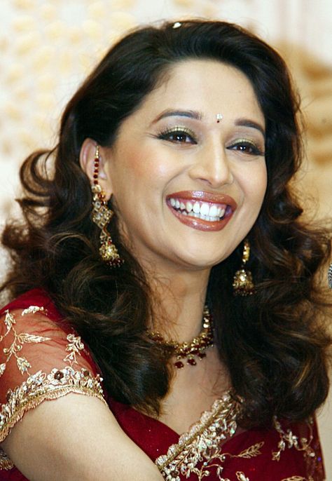 madhuri dixit | Madhuri Dixit Has Celestial Star Named After Her [PHOTO ... Maduri Dixit, Rani Mukerji, Preity Zinta, Karisma Kapoor, Shilpa Shetty, Beauty Smile, Aamir Khan, Vintage Bollywood, Madhuri Dixit