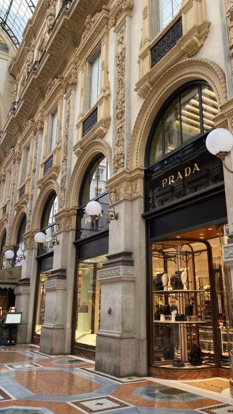 Luxury Store Aesthetic, Elegant Rich Aesthetic, Fall Luxury Aesthetic, European Aesthetic Wallpaper, Rich Italian Aesthetic, Prada Aesthetic Wallpaper, Rich City, Prada Store, Luxury Aesthetics