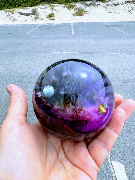 Resin Globe Ideas, Weird Decorations, Planet Decor, Last Goodbye, Galaxy Planets, Orgonite Pyramids, Types Of Plastics, Custom Memorial, Pet Ashes