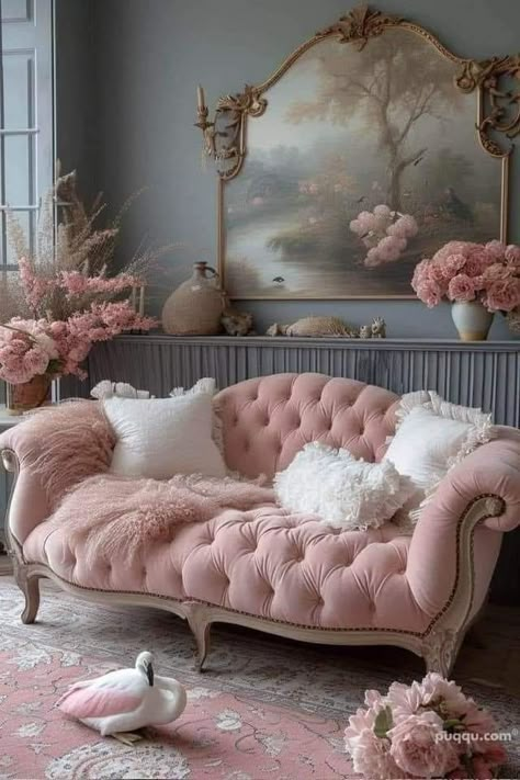 Coquette Aesthetic Room, Cottage Pink, Diy Shabby Chic, Apartment Simple, Shabby Chic Decor Bedroom, Vintage Couch, Deco Rose, Future Apartment Decor, Shabby Chic Interiors