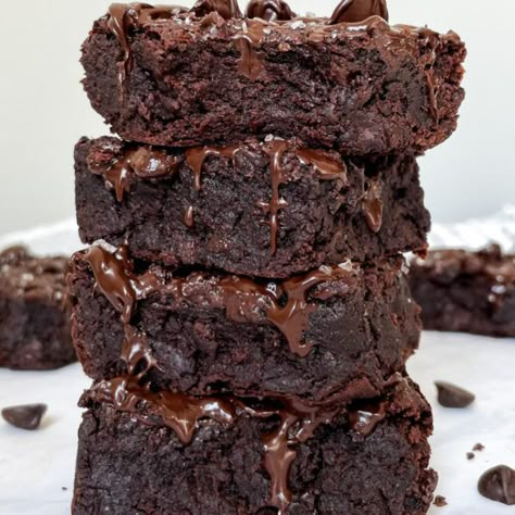 Date Brownies, Double Chocolate Chip Cookie, Quinoa Cake, Black Bean Brownies, Bean Brownies, Protein Brownies, Vegan Dark Chocolate, Vegan Brownie, Chocolate Chip Cookie Bars