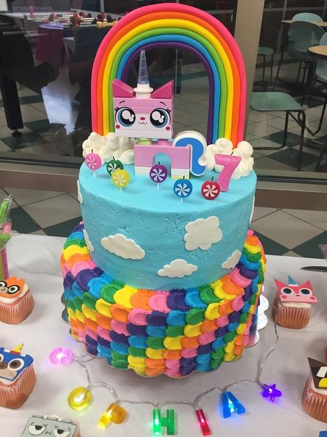 Lego Birthday Cake Girl, Unikitty Cake, Unikitty Party, Cupcakes With Fondant, One Direction Cakes, Lego Birthday Cake, Movie Cakes, Rhubarb Cake, Friends Cake