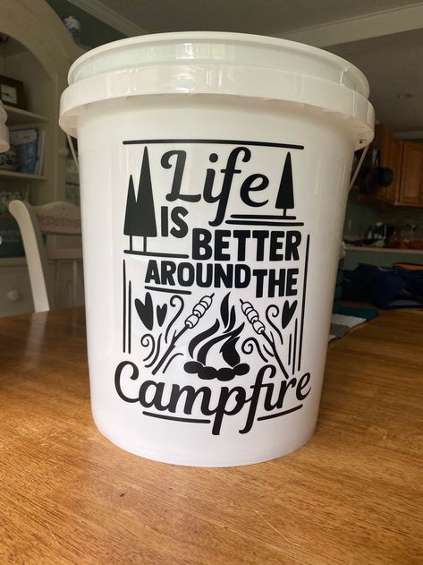 Functional and cool! Camp Bucket Light Diy, Camping Buckets With Lights, Camp Lighting Ideas, Campsite Decorating, Bucket Light, Diy Side Table, Wilderness Camping, Last Minute Christmas Gifts, Camping Humor