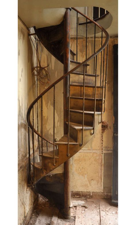 Antique Spiral Staircase, 19th Century Simple Spiral Staircase, Tiny Spiral Staircase, French Spiral Staircase, Victorian Spiral Staircase, Antique Spiral Staircase, Old Spiral Staircase, Bedroom With Spiral Staircase, Small Spiral Staircase, Spiral Staircase Ideas