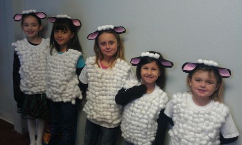 Diy Sheep Costume, Charlotte Web Costume, Sheep Costumes, Fish Costume, Christmas Pageant, Christmas Program, Christmas Play, School Dresses, Toy Story