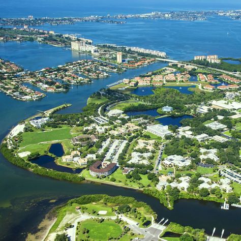 Eckerd College, St. Petersburg, FL College In Florida Aesthetic, Florida Atlantic University Aesthetic, University Of Central Florida Aesthetic, Eckerd College, Future Marine, Gettysburg College, Manifest 2024, Colleges In Florida, Fall Semester