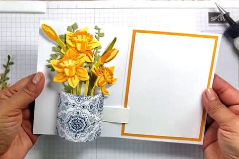 Pop Up Flower Cards, Diy Pop Up Cards, Tarjetas Pop Up, Fancy Fold Card Tutorials, Vase Of Flowers, Round Vase, Card Making Supplies, Interactive Cards, Fancy Fold Cards