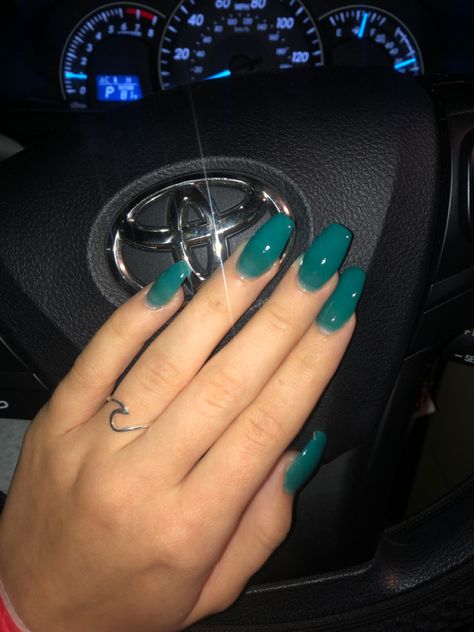 Blueish Green Nails, Bluish Green Nails, Greenish Blue Nails, Sea Green Nails, Blue Green Nails, Blue Eye Color, Sea Green Color, Blue Nail Designs, Short Acrylic