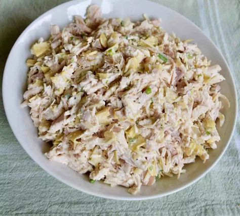 Parmesan-Artichoke Chicken Salad - Grits and Gouda Artichoke Chicken Salad, Parmesan Artichoke, Healthy Chicken Salad Recipe, Artichoke Salad, Artichoke Chicken, Trim Healthy Mama Recipes, Healthy Chicken Salad, Artichoke Recipes, Just Eat It