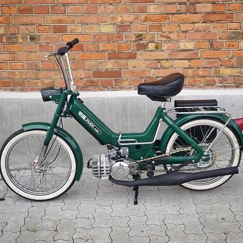 Perfection😍 By Manfred Winter Park your Puch in our Parking: www.puchshop.de/parking #puchshop #puch #puchmaxi #mofa #moped #mopeds… | Instagram Puch Moped, Vintage Moped, Mopeds, March 7, Winter Park, Motorcycles, On Instagram, Pins, Quick Saves